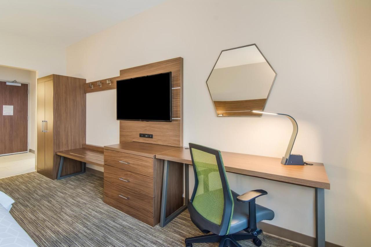 Holiday Inn Express & Suites - Asheboro, An Ihg Hotel ภายนอก รูปภาพ